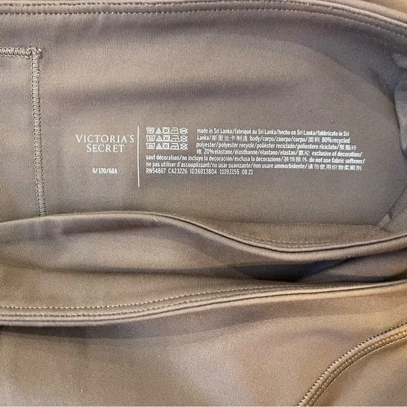 Victoria's Secret/ Victoria’s Sport Leggings - Floral, Gray, Cheetah and Taupe - Picture 4 of 5